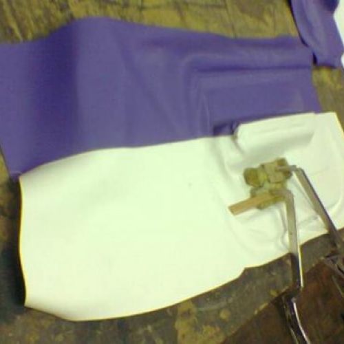 R19 blanco y morado