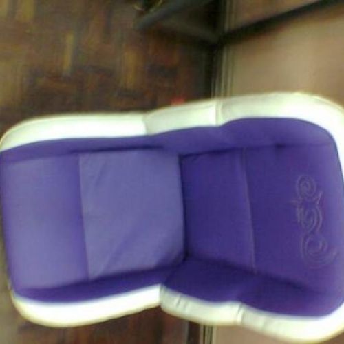 R19 blanco y morado